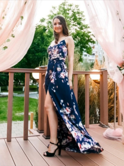 Пошив платья любой модели, фасона и дизайна в Ростове по выгодным ценам