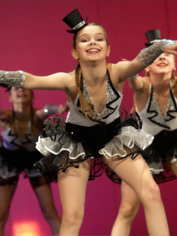 Пошив сценических костюмов